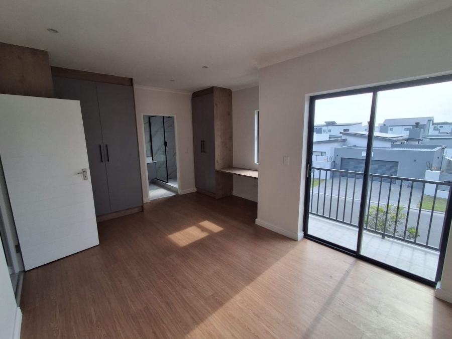 3 Bedroom Property for Sale in Sandown Western Cape